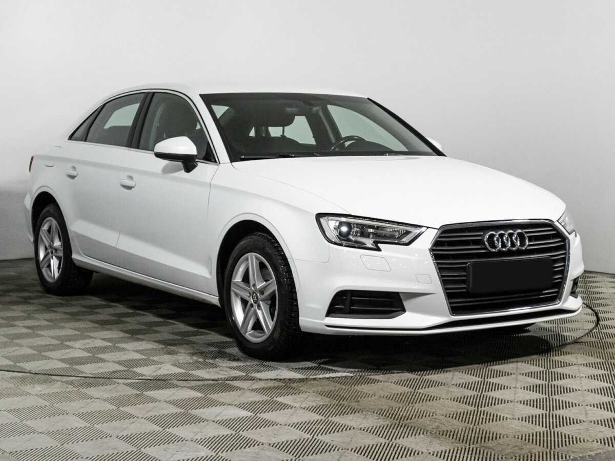 Audi A3, 2017 - фото №3