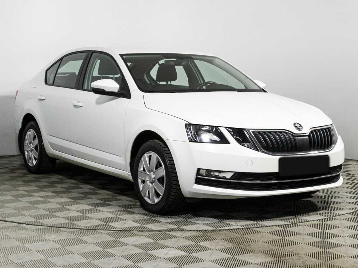 Skoda Octavia, 2020 - фото №3