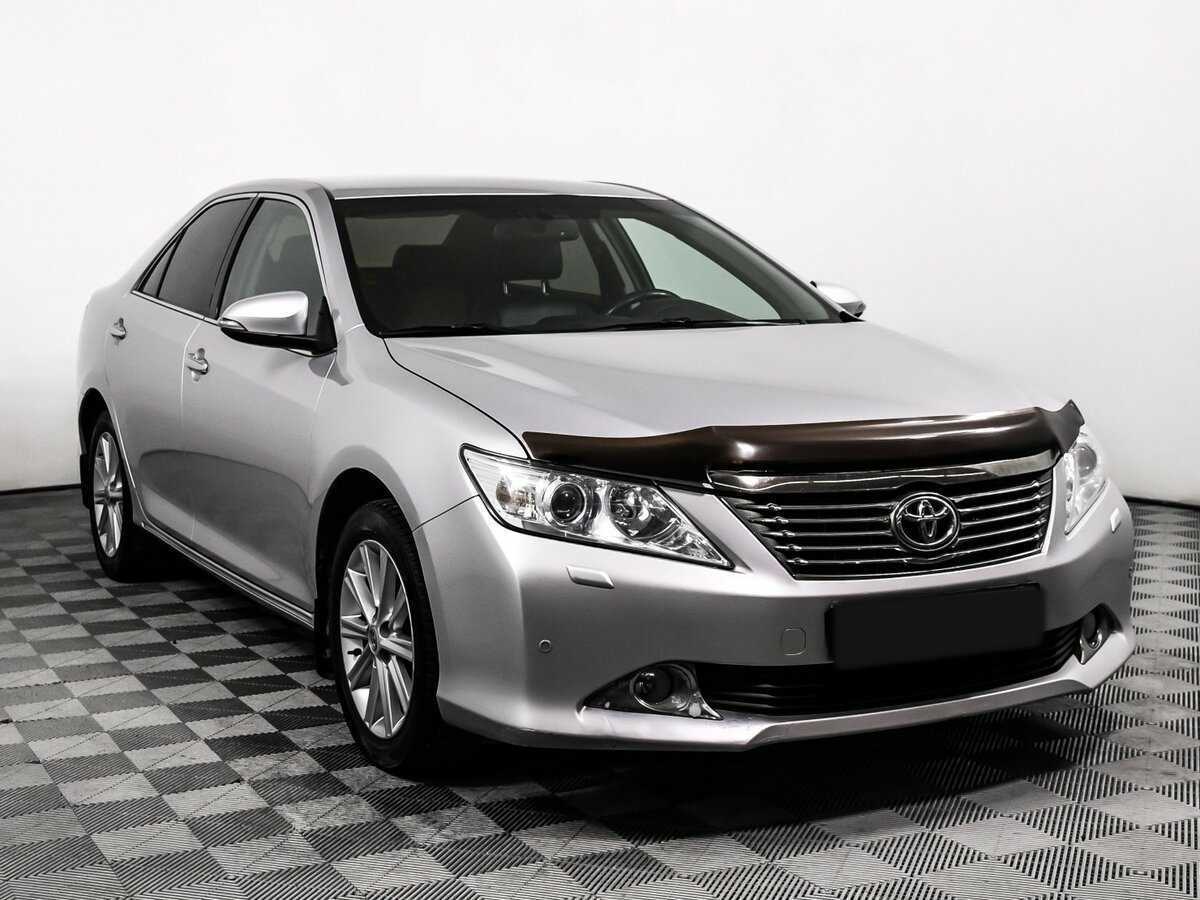 Toyota Camry, 2014 - фото №3