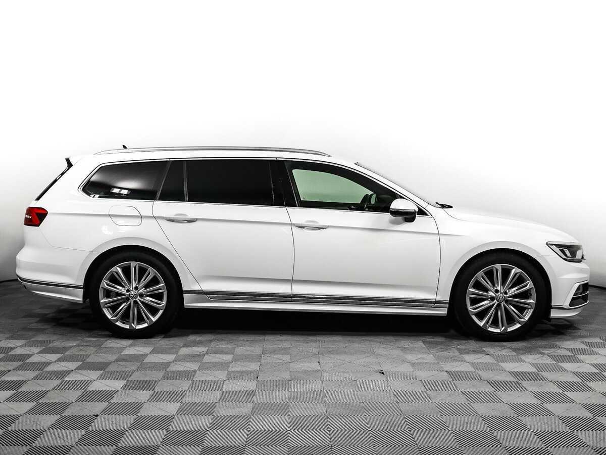 Volkswagen Passat DSG7, 2019 - фото №4