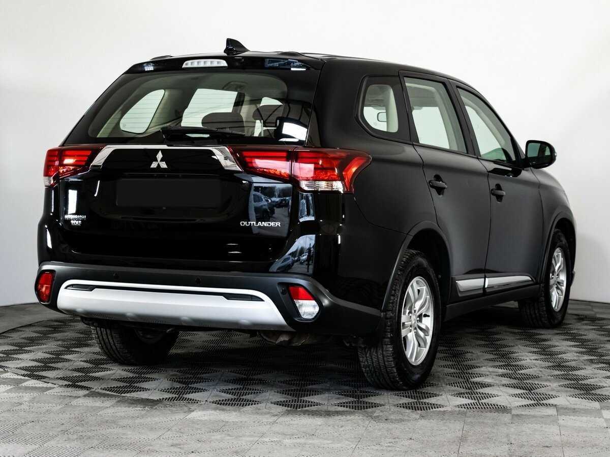 Mitsubishi Outlander, 2018 - фото №4