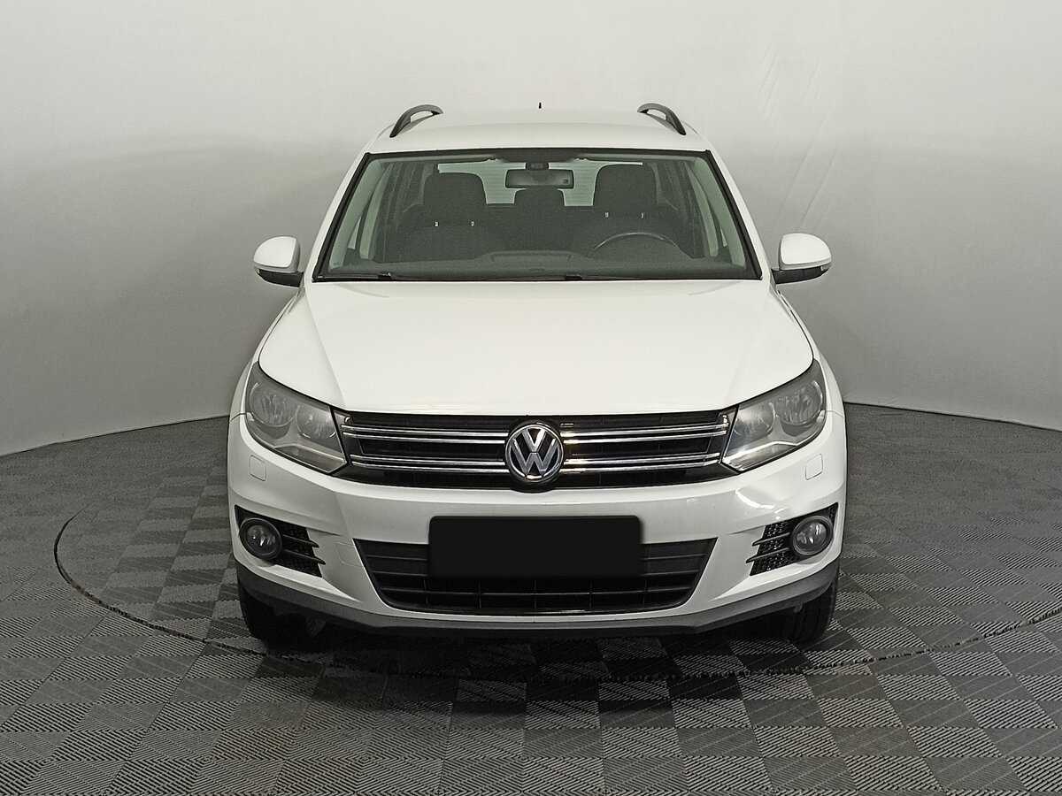 Volkswagen Tiguan, 2014 - фото №2