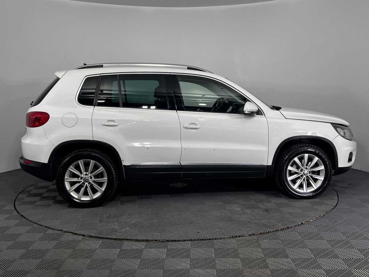 Volkswagen Tiguan, 2013 - фото №4