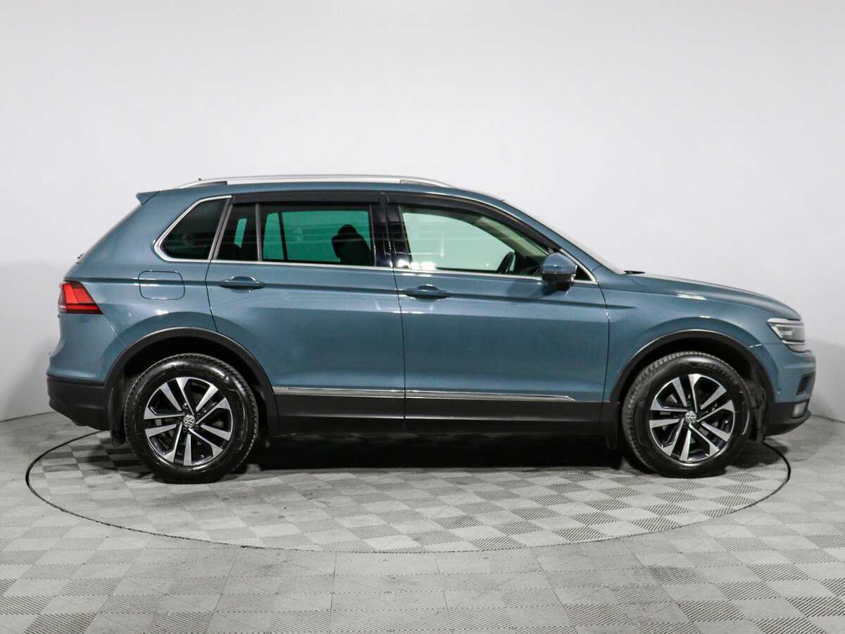 Volkswagen Tiguan, 2019 - фото №4