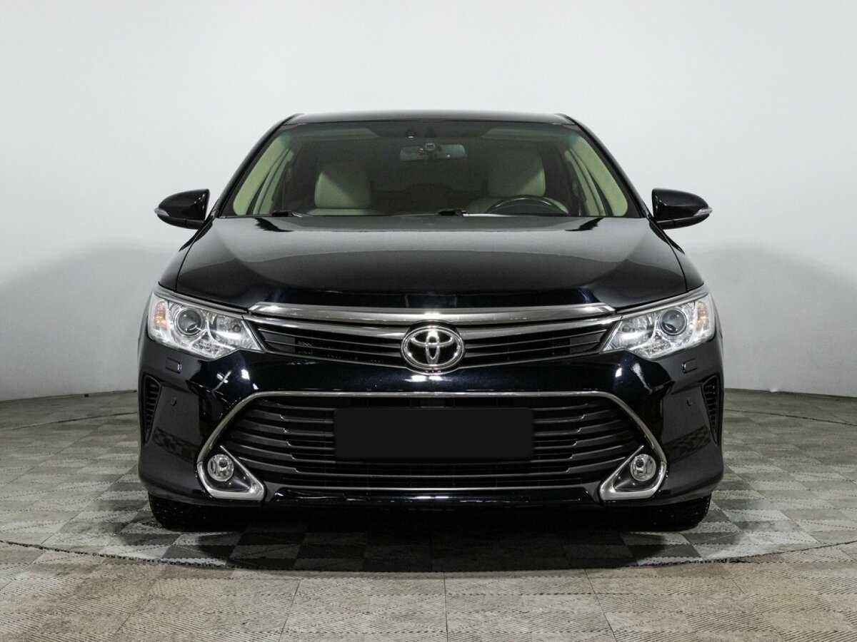 Toyota Camry, 2016 - фото №2