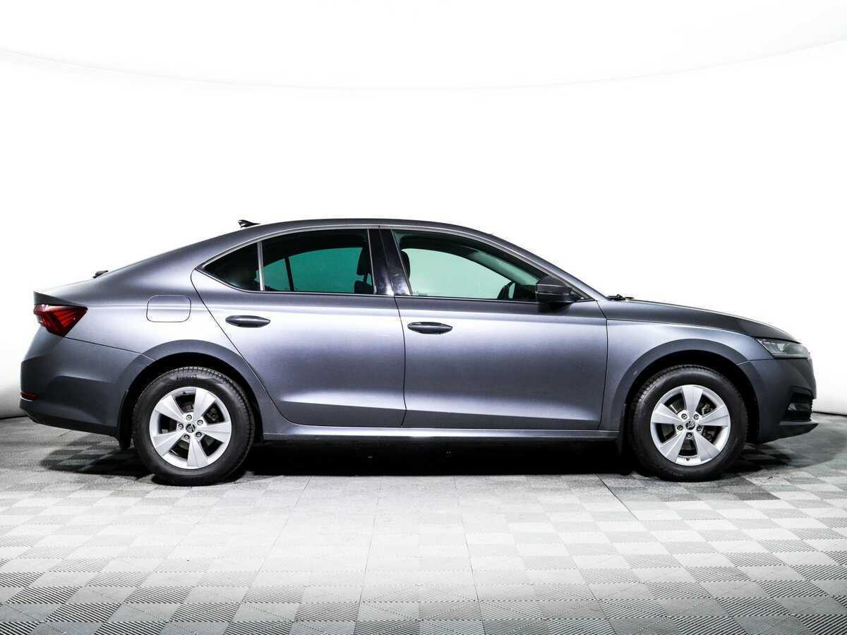 Skoda Octavia, 2021 - фото №4