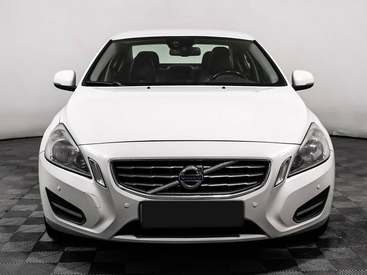 Volvo S60, 2012 - фото №2