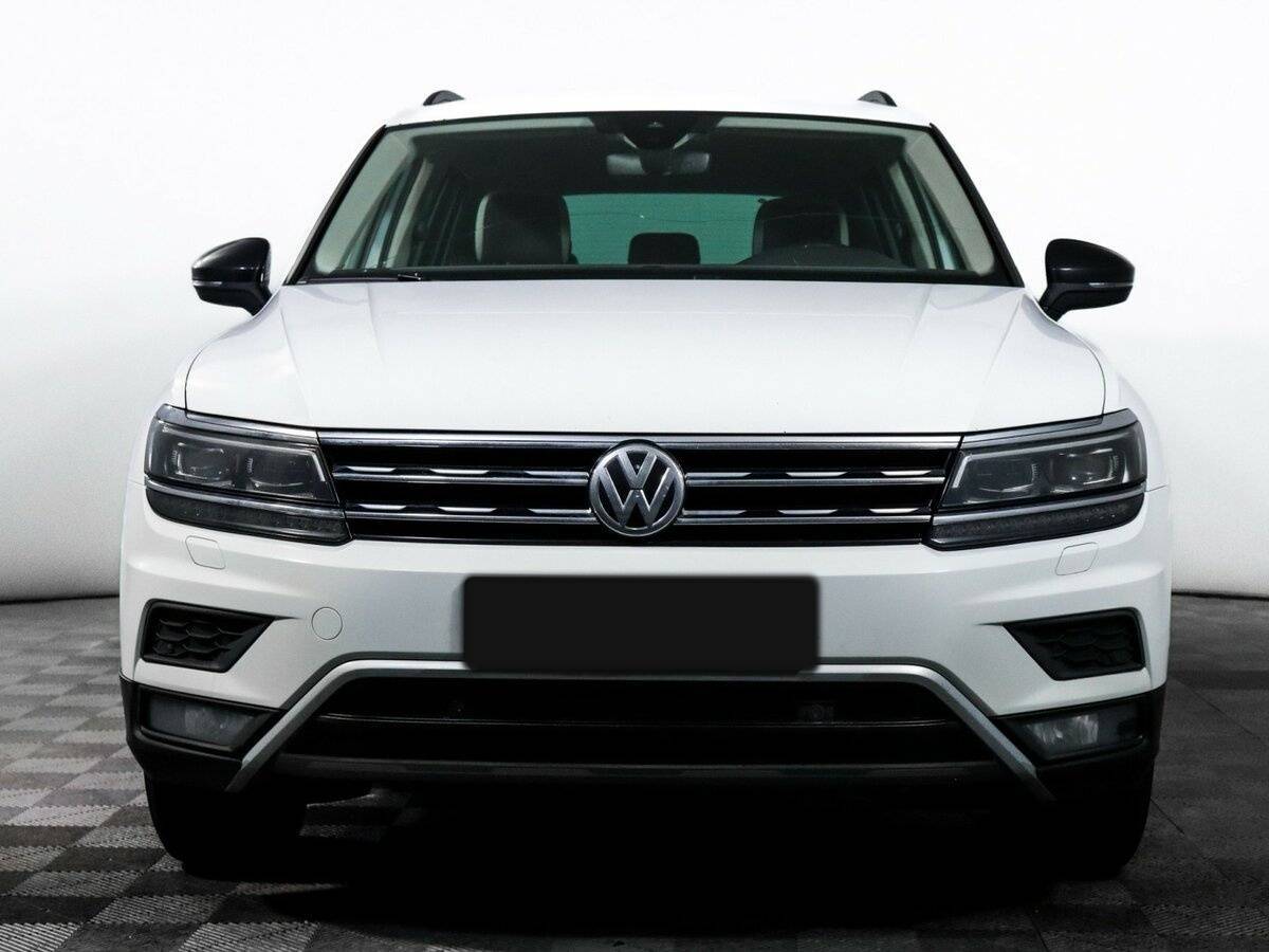 Volkswagen Tiguan, 2019 - фото №2
