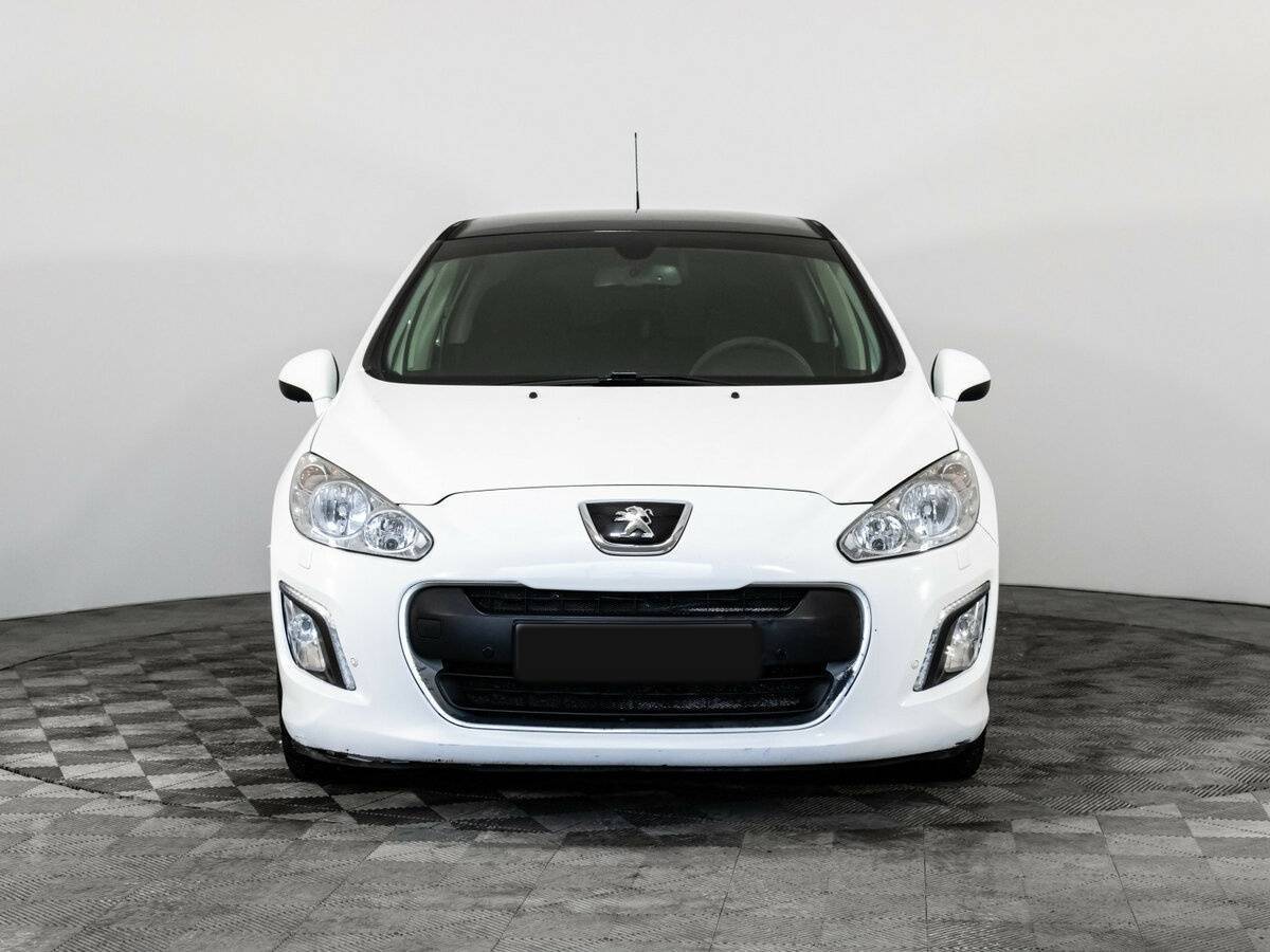 Peugeot 308, 2012 - фото №2