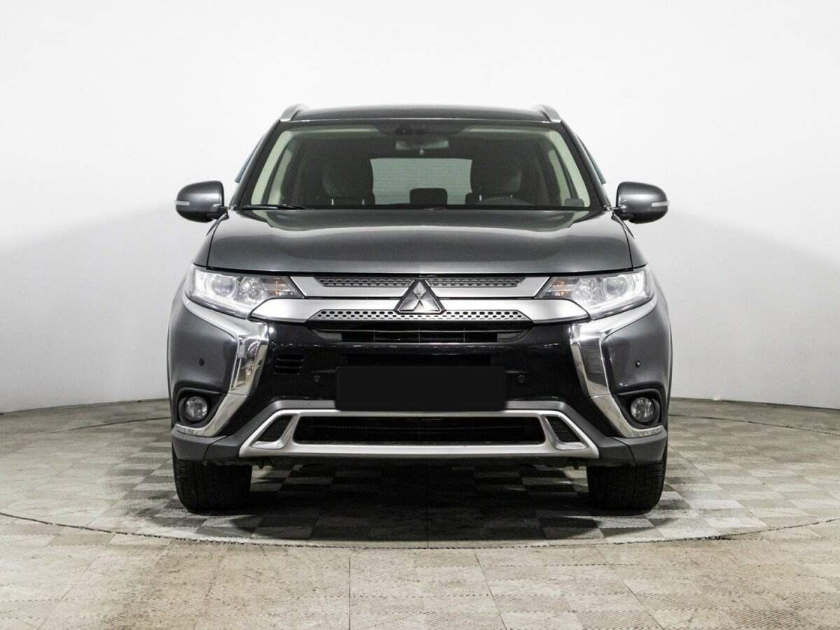 Mitsubishi Outlander, 2019 - фото №2