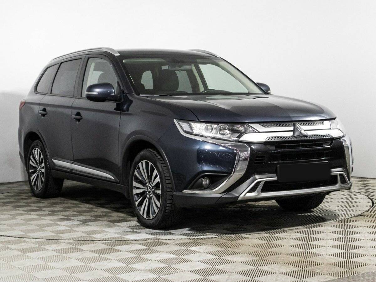 Mitsubishi Outlander, 2018 - фото №3