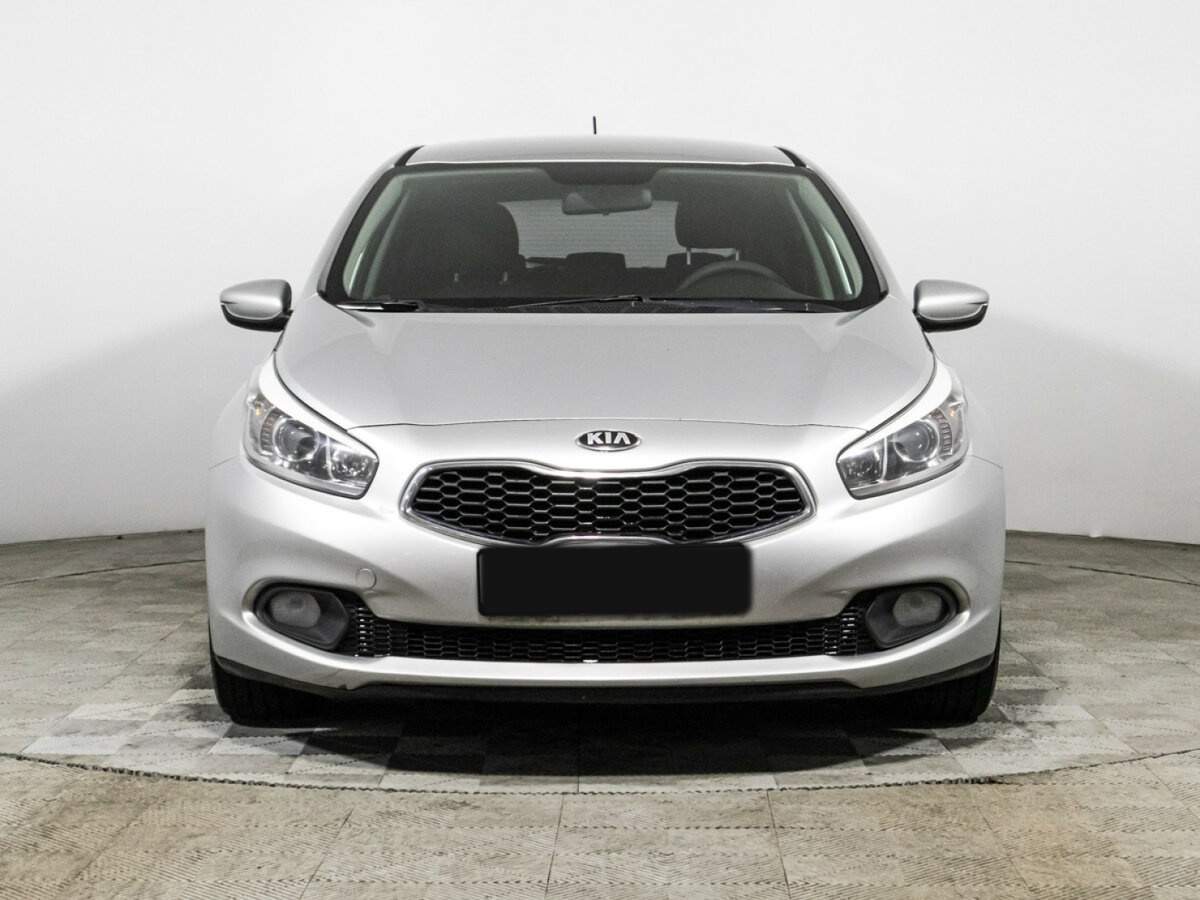 Kia Ceed, 2012 - фото №2