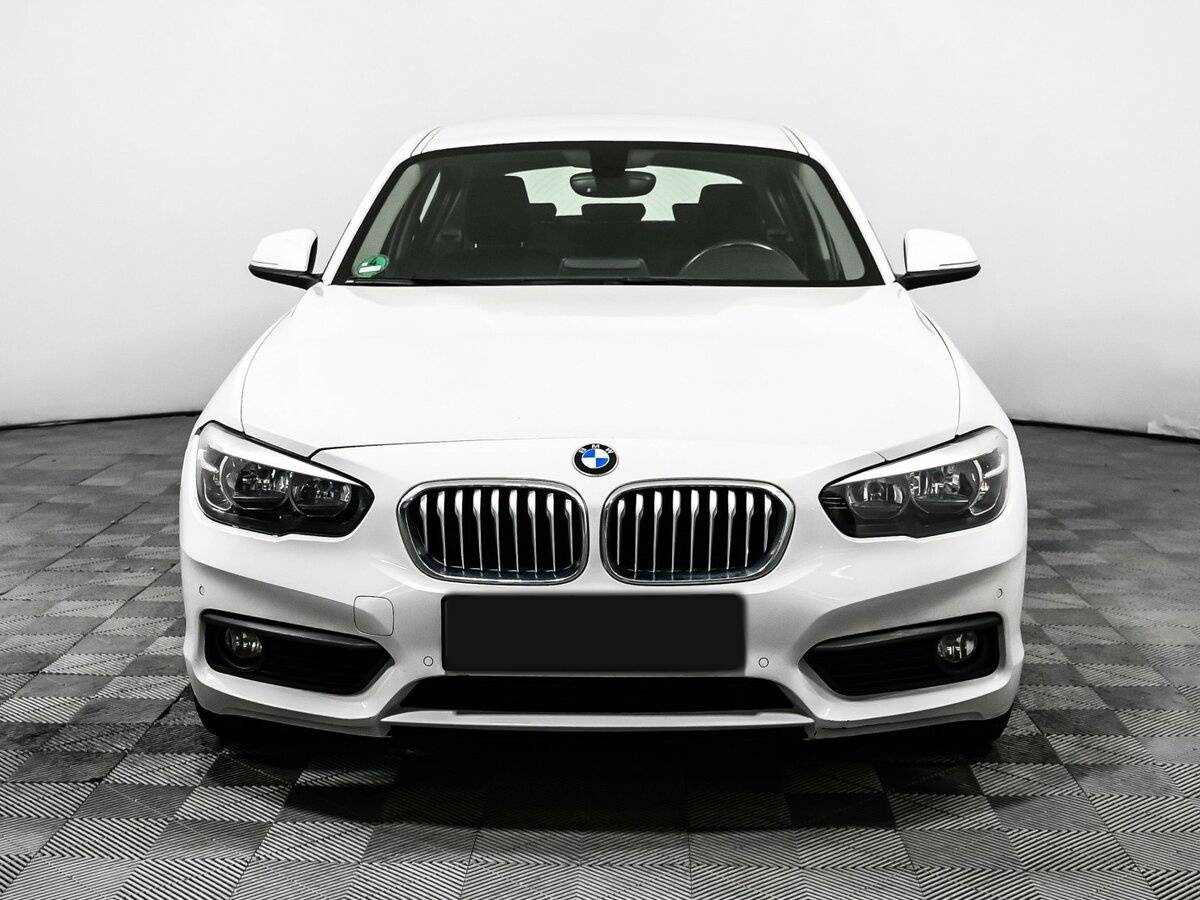 BMW 1 серии 118i, 2018 - фото №2