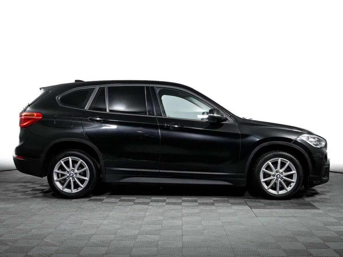 BMW X1 18i sDrive, 2018 - фото №4