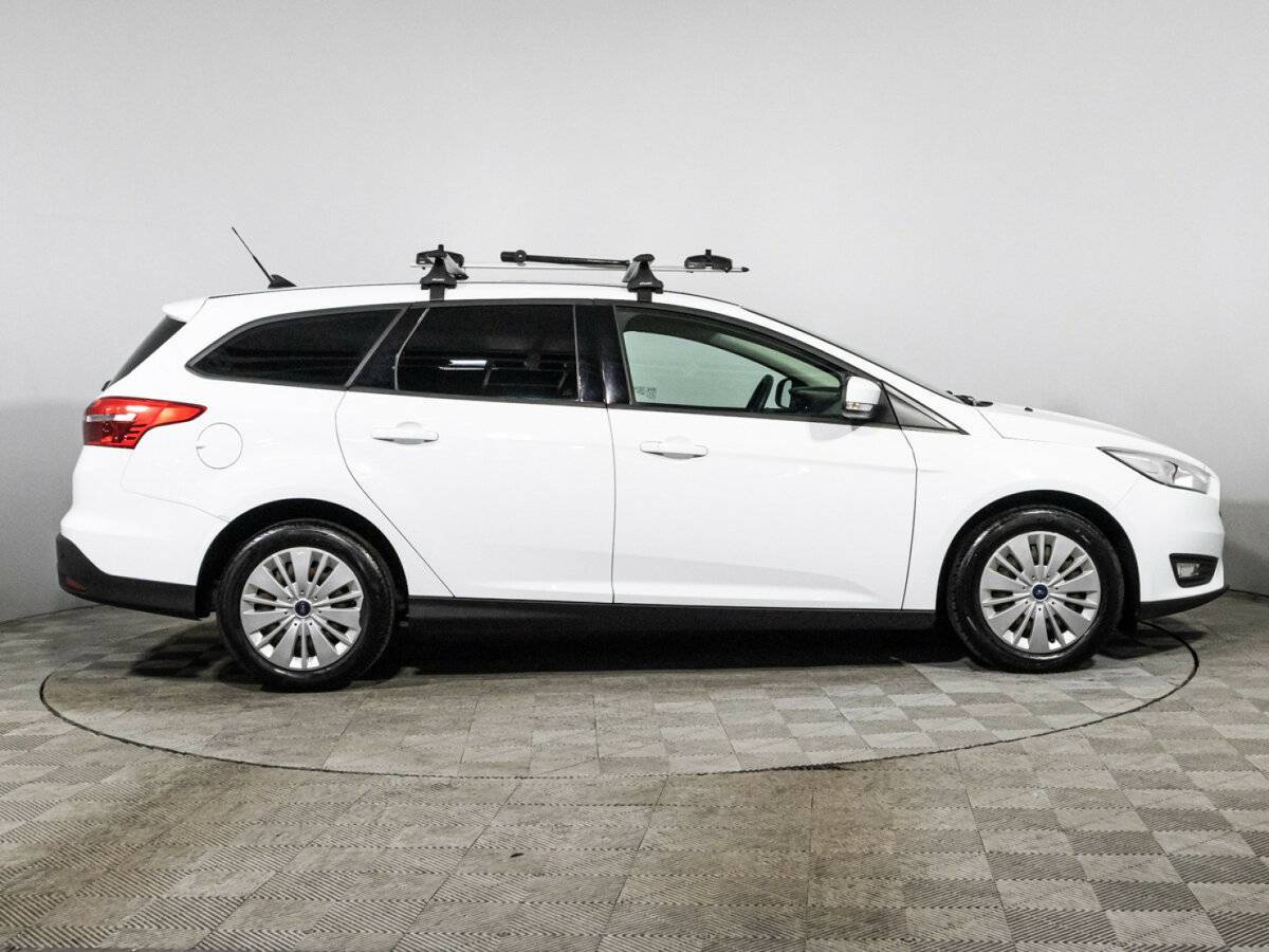Ford Focus, 2017 - фото №4