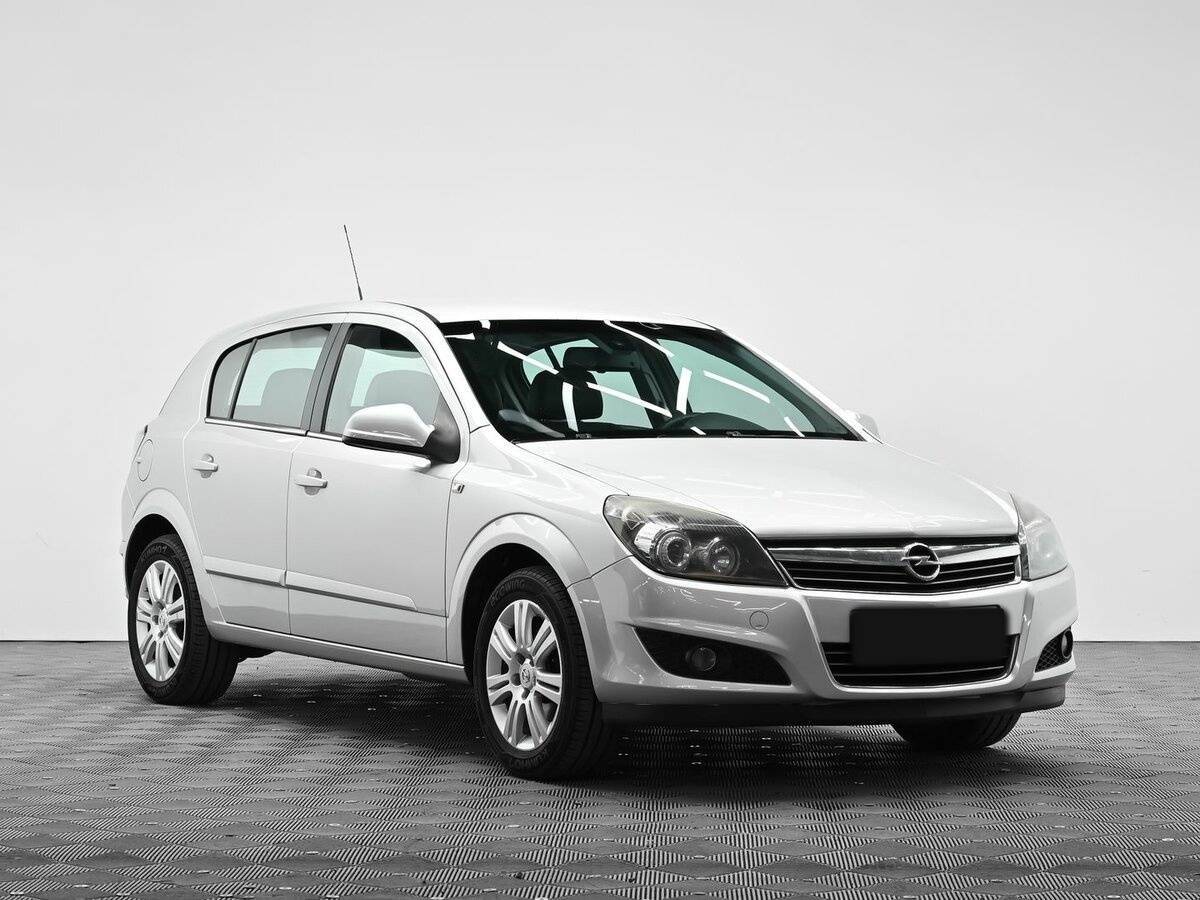 Opel Astra, 2012 - фото №2