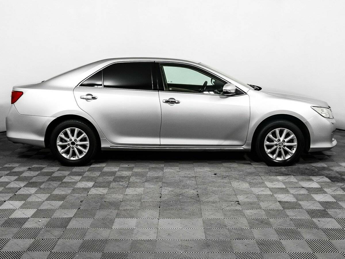 Toyota Camry, 2012 - фото №4