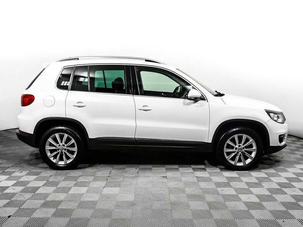 Volkswagen Tiguan, 2012 - фото №4