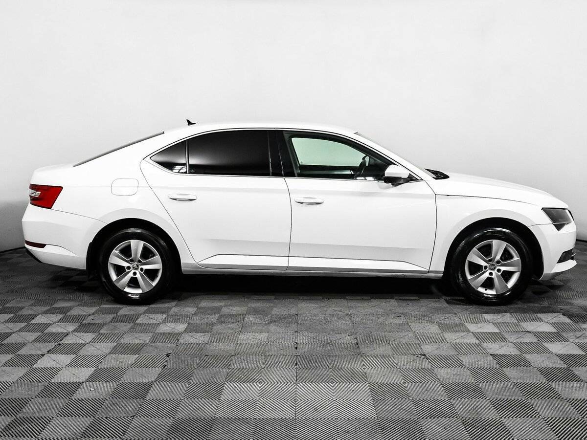 Skoda Superb, 2016 - фото №4