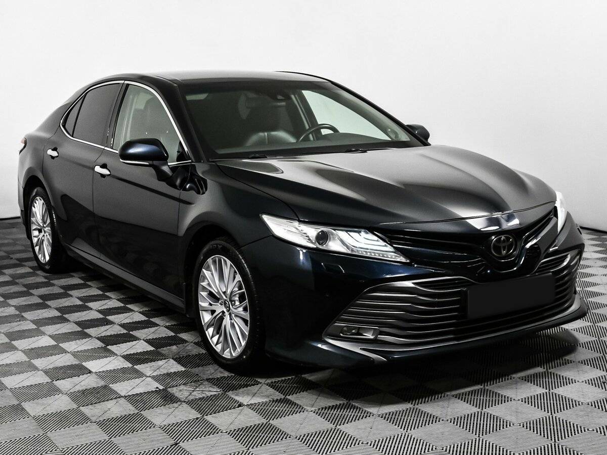 Toyota Camry, 2019 - фото №3