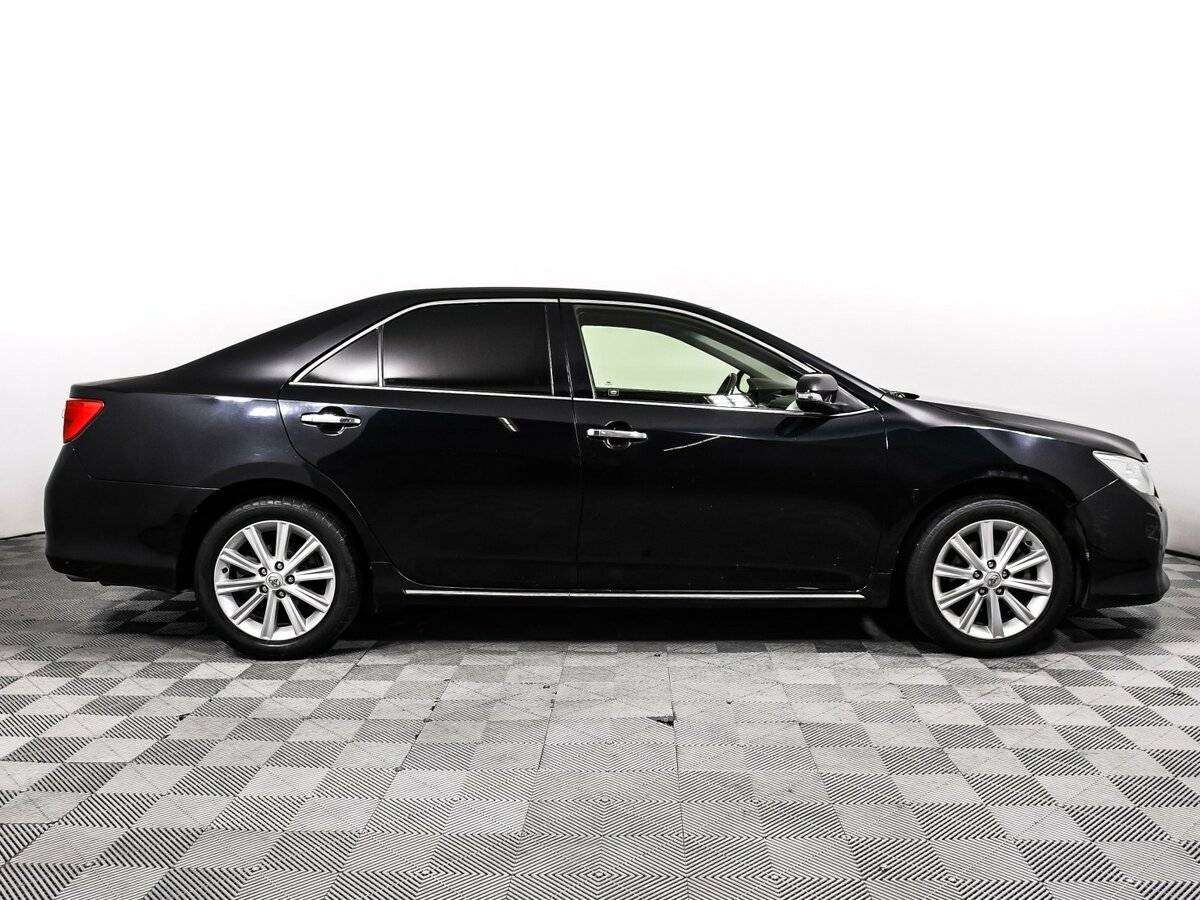 Toyota Camry, 2012 - фото №4