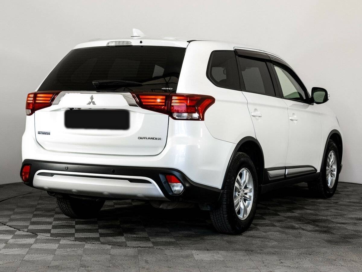 Mitsubishi Outlander, 2019 - фото №4