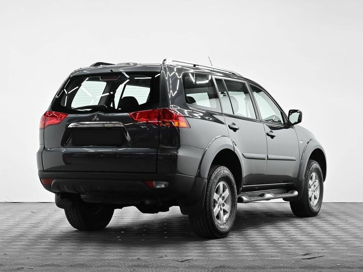 Mitsubishi Pajero Sport, 2012 - фото №4