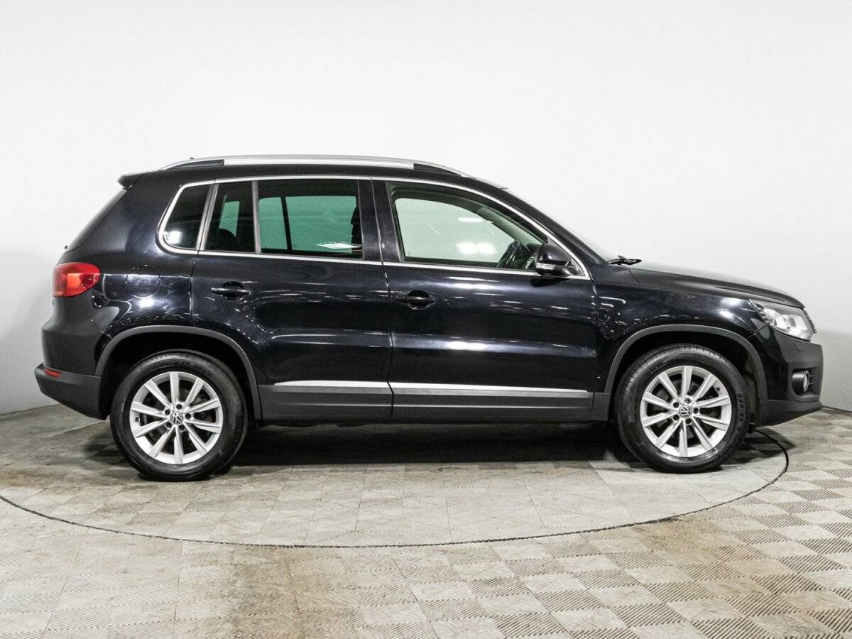 Volkswagen Tiguan, 2012 - фото №4