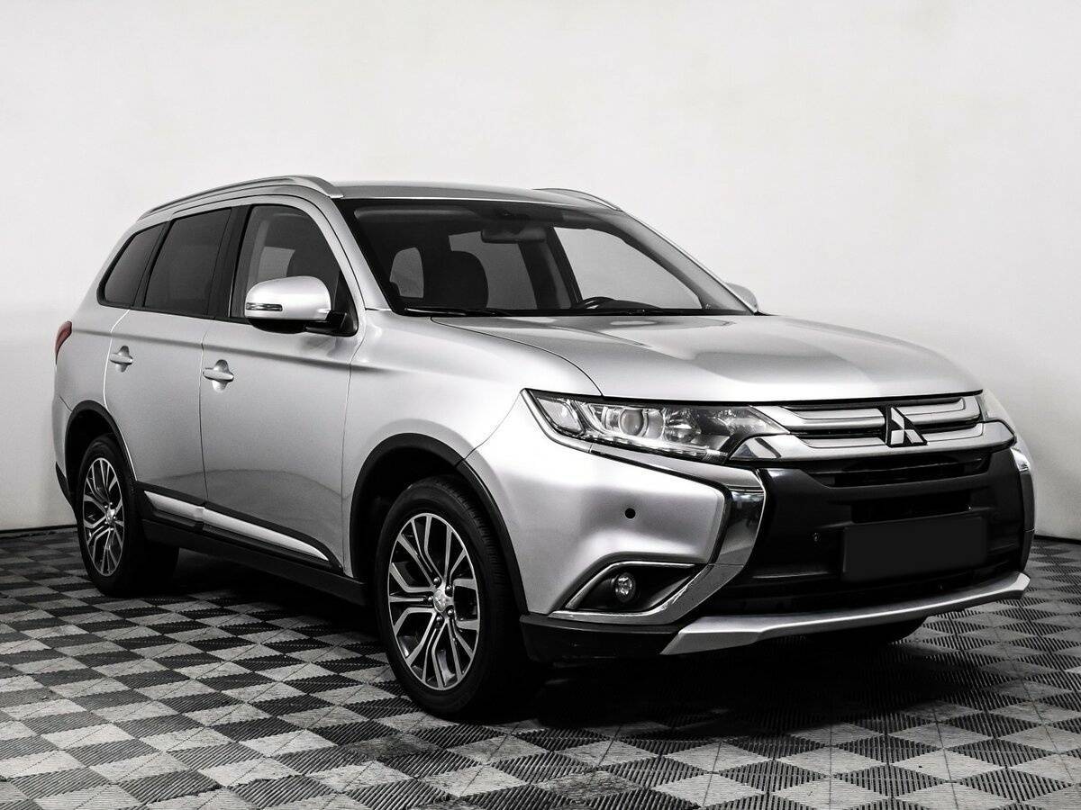 Mitsubishi Outlander, 2015 - фото №3