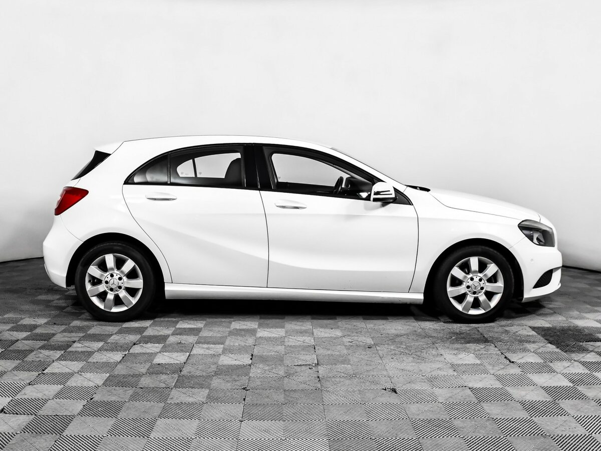 Mercedes-Benz A-Класс 180 III (W176), 2013 - фото №4