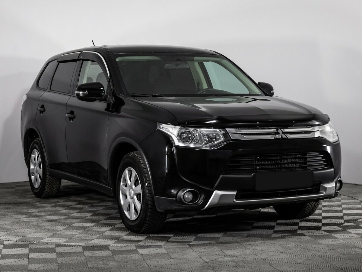 Mitsubishi Outlander III Рестайлинг, 2014 - фото №3