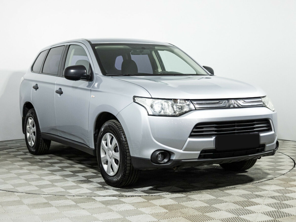Mitsubishi Outlander III, 2013 - фото №3