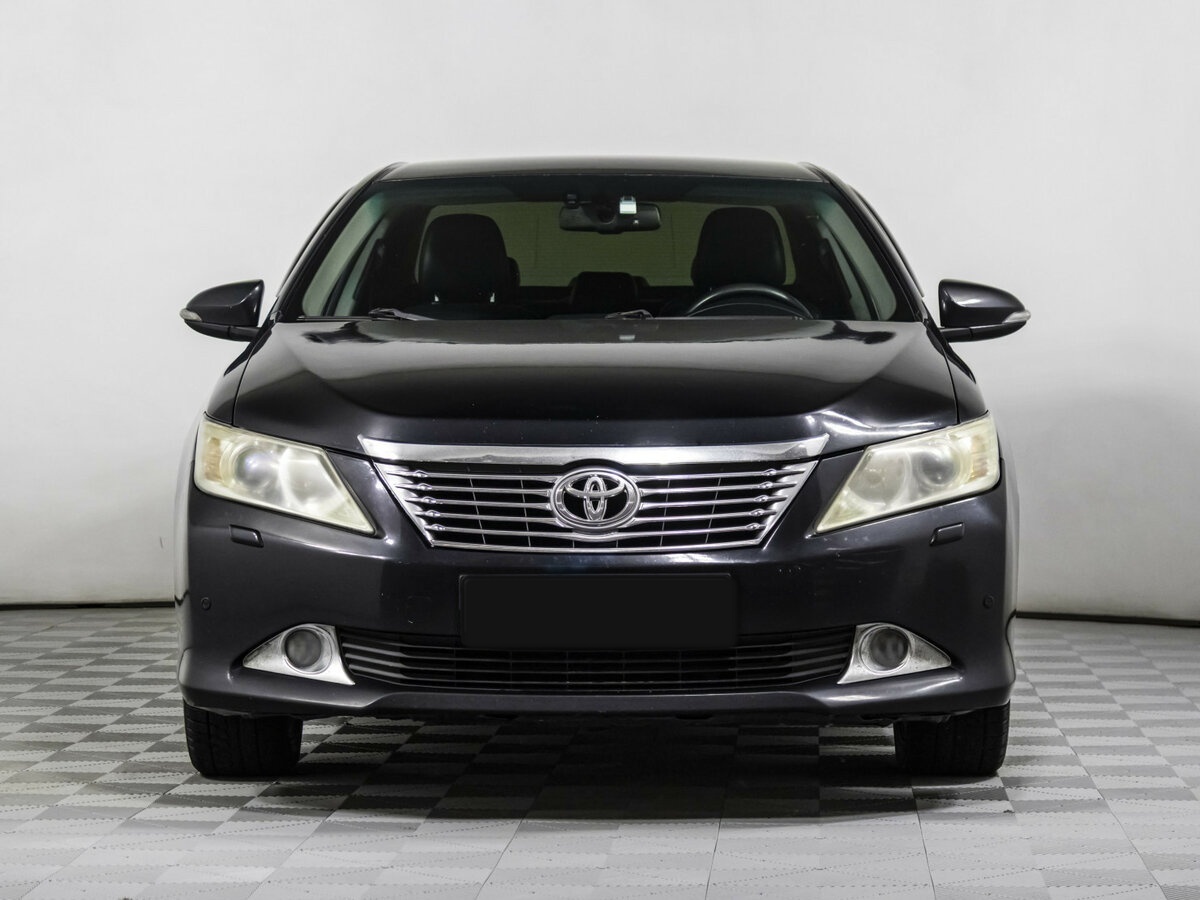 Toyota Camry VII (XV50), 2012 - фото №2