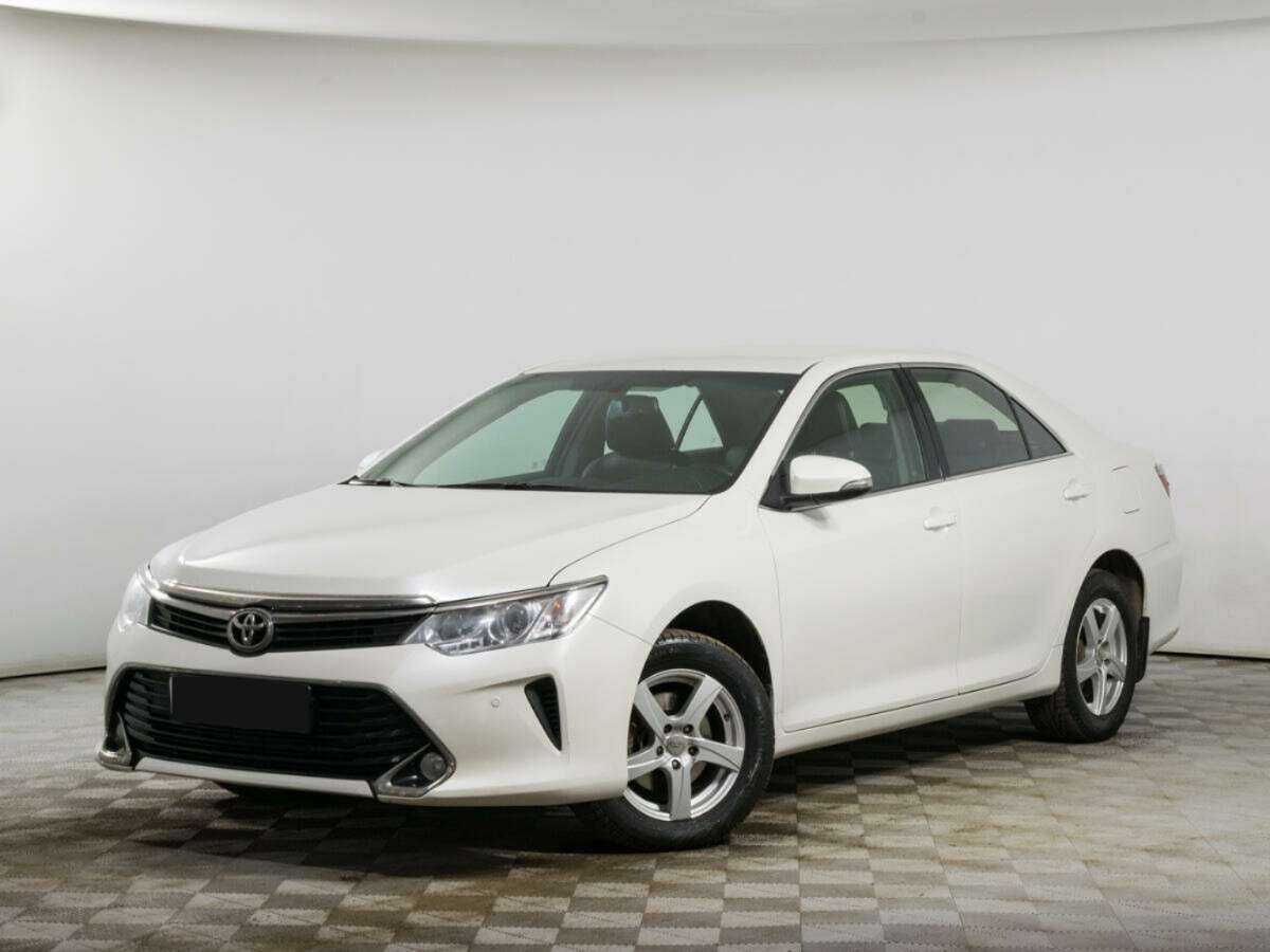 Toyota Camry, 2016