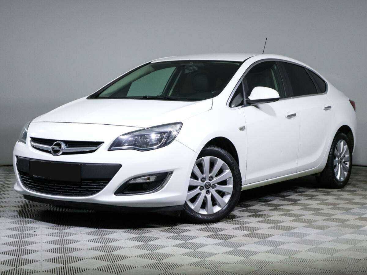 Opel Astra, 2013