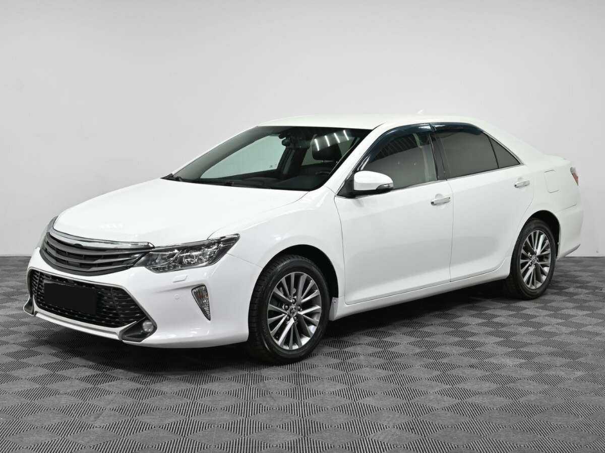 Toyota Camry, 2017
