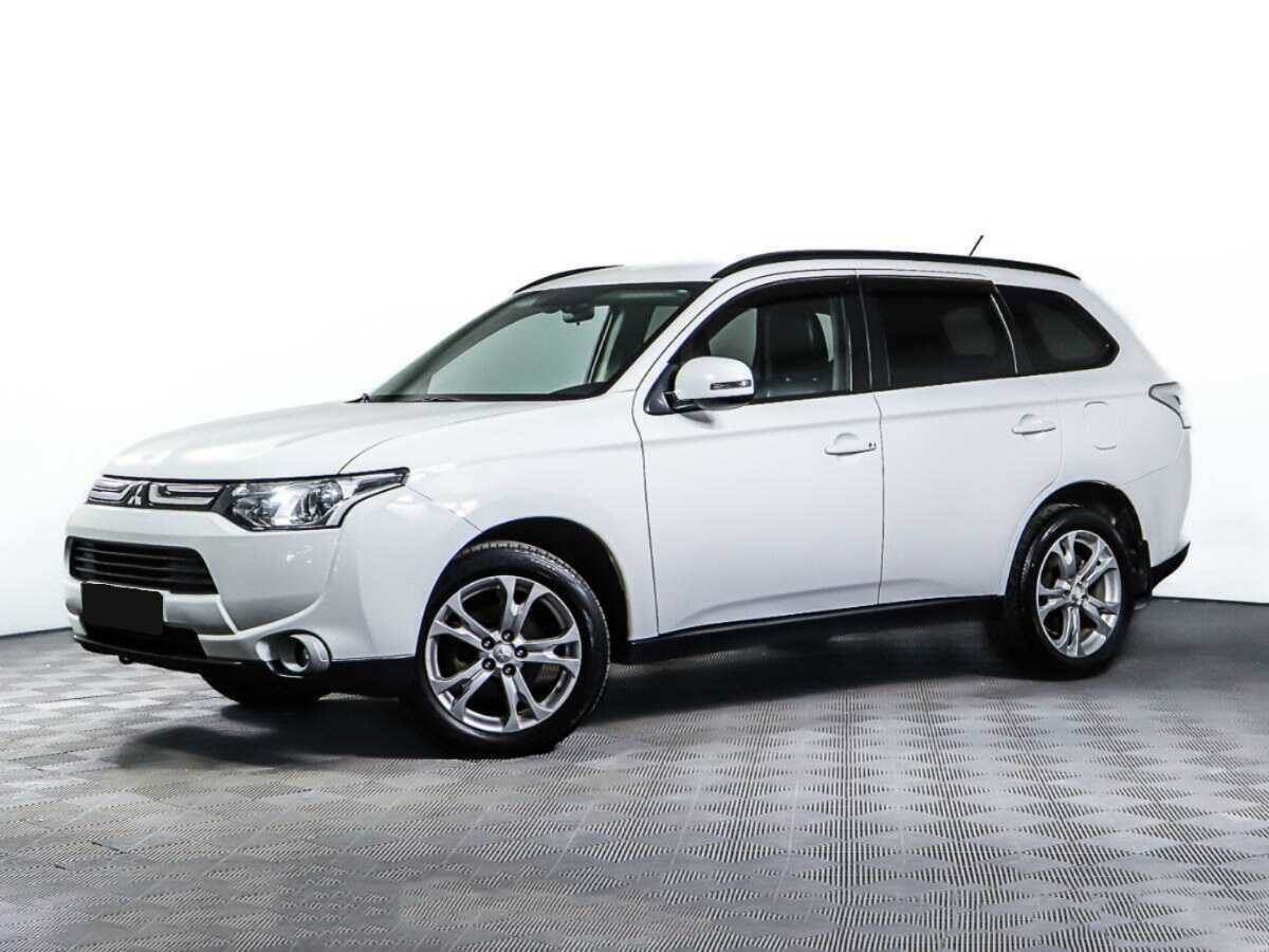 Mitsubishi Outlander, 2013