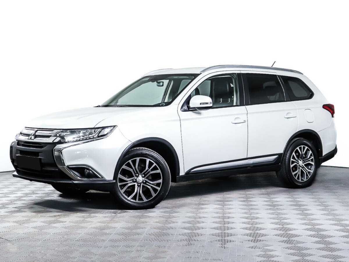 Mitsubishi Outlander, 2015