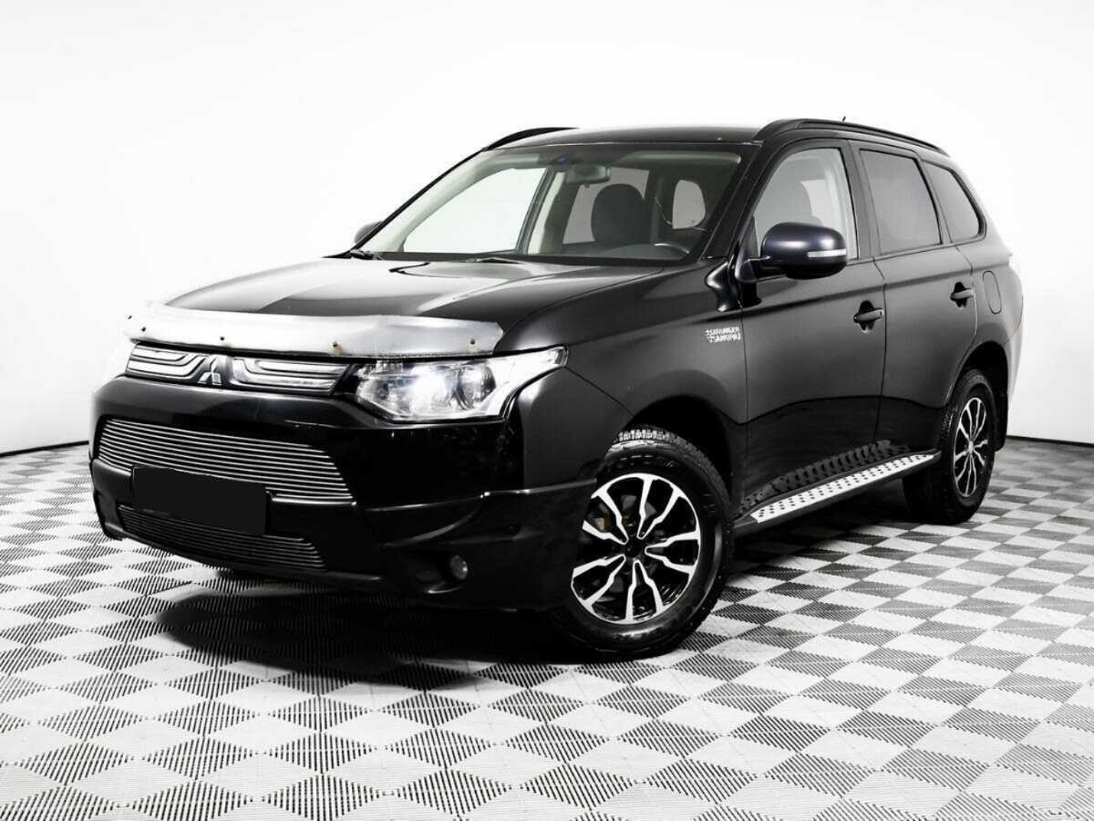 Mitsubishi Outlander, 2013