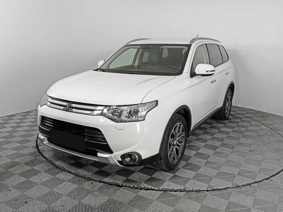 Mitsubishi Outlander, 2014