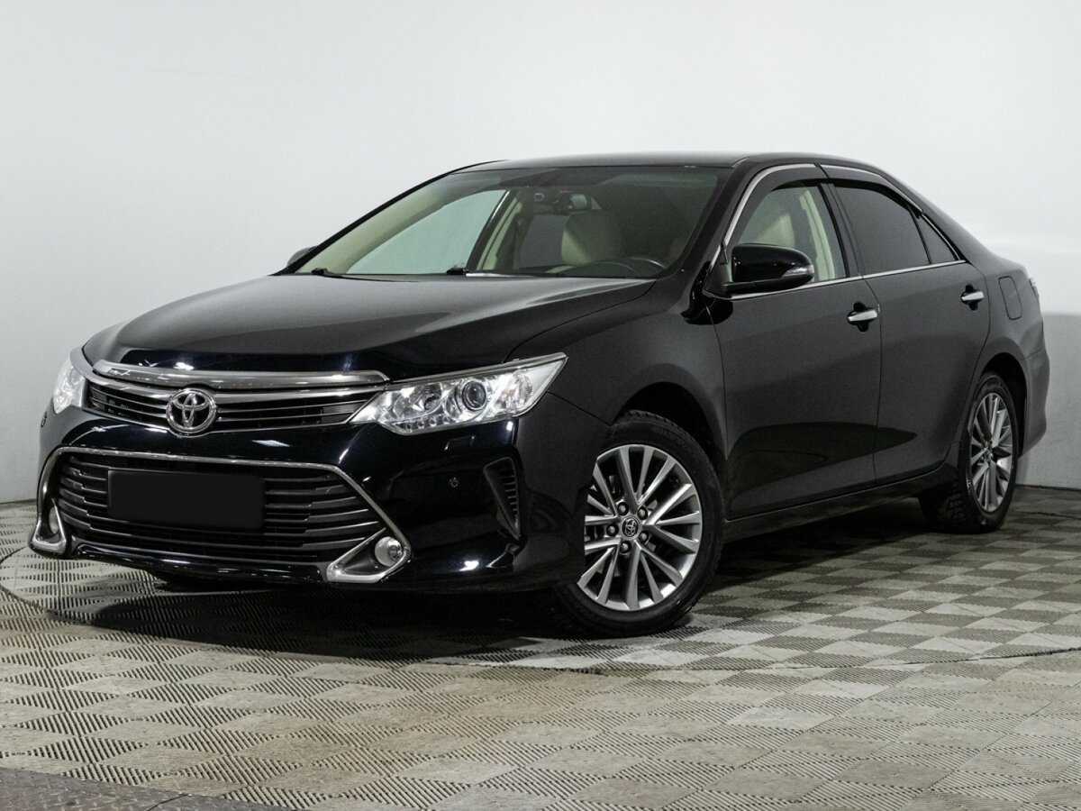 Toyota Camry, 2016