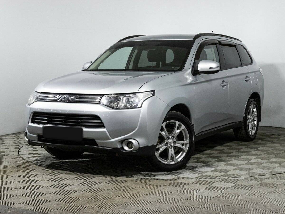 Mitsubishi Outlander, 2013