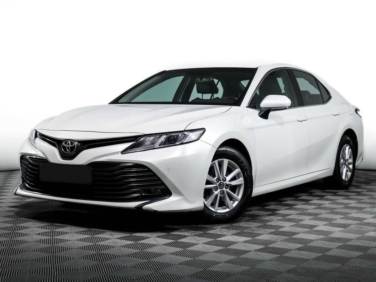 Toyota Camry, 2020