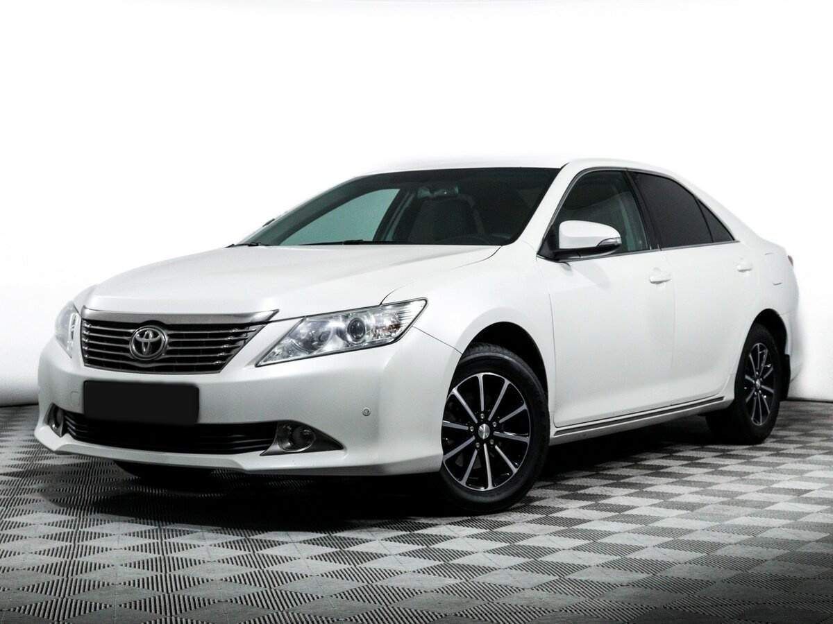 Toyota Camry, 2013